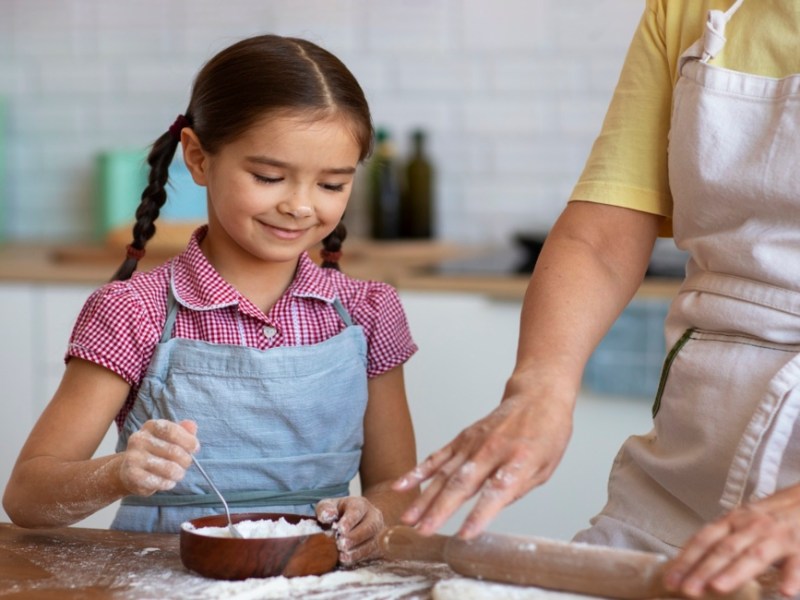 3 recetas dulces, fáciles y divertidas para preparar con nuestros niños y niñas en su&nbsp;día